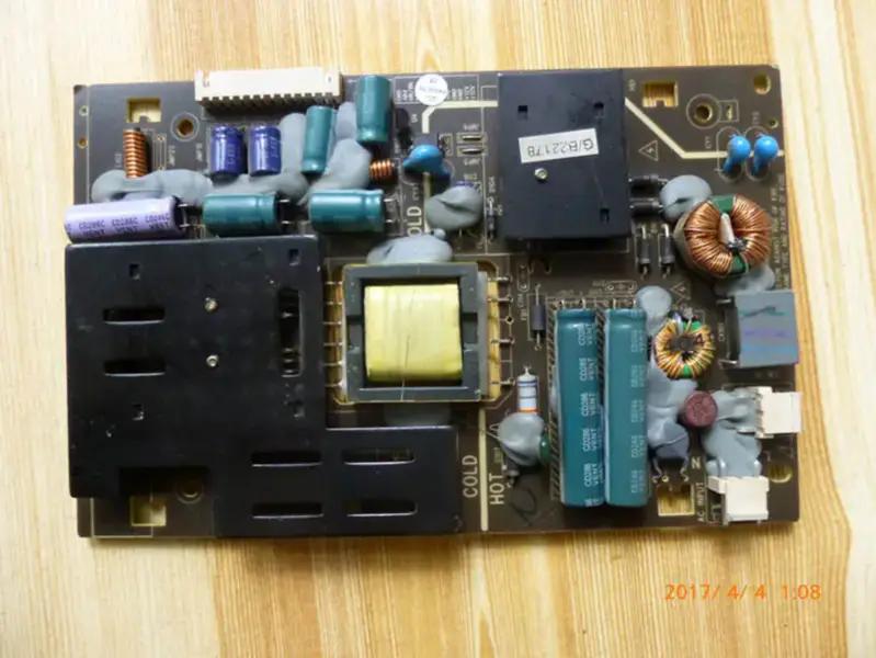PANDA LE26C16 LE26M16 LE26M18 TV2632-ZC02-02 TV2632 Power Supply Board