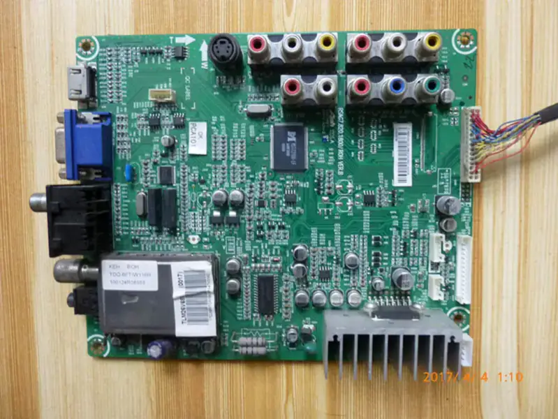 Hisense TLM26V68（B0M4）120589 board RSAG7.820.1800 with HC260BH-D01(PW2