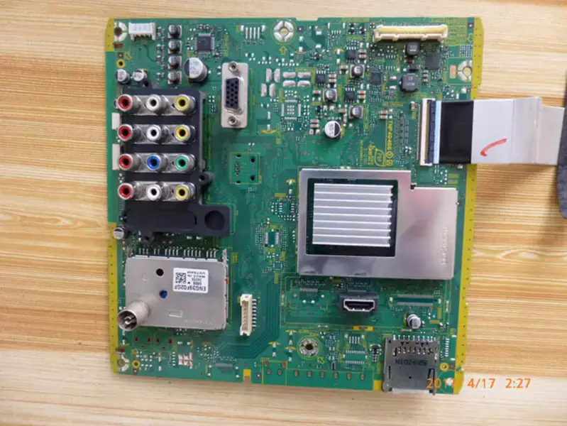 Panasonic TH-L32C20C H-L32X20C TNP4G466 lcd AX080A072G/H0350454R01 LCD board