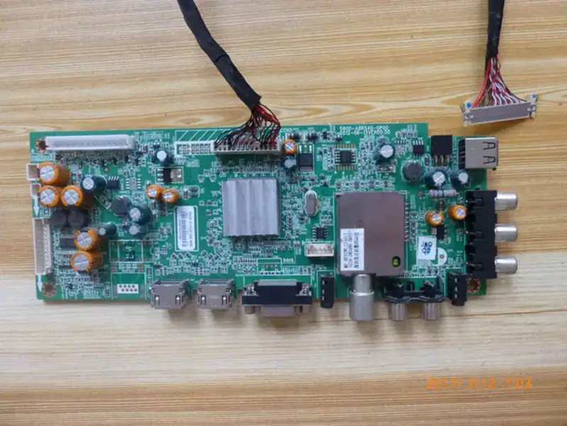 Carte Skyworth 32E500E 5800-A8R540-2P20 REL320HY(BD0-000) lcd