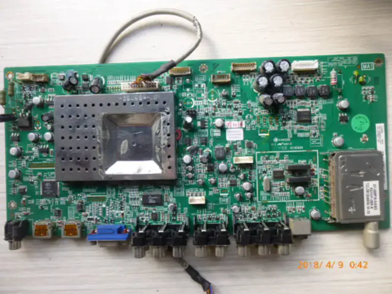 Carte de lecteur TCL L32M9 de 32 pouces