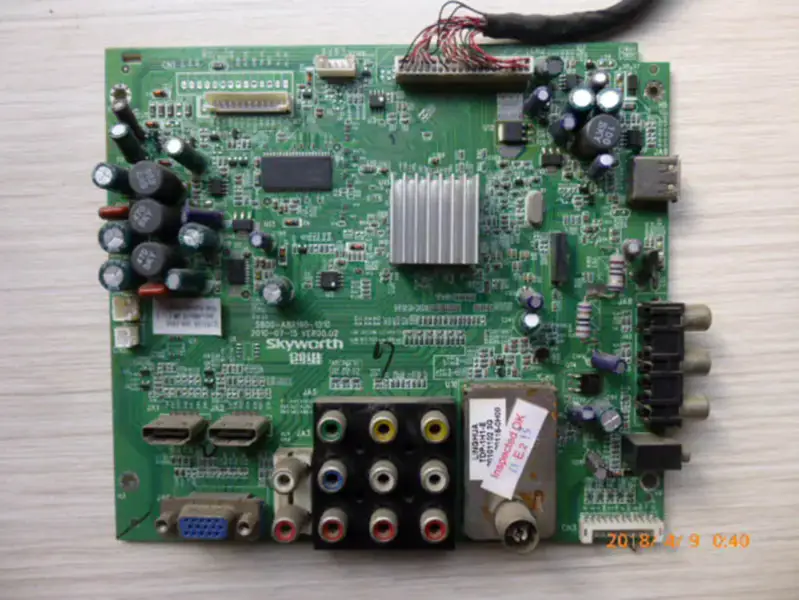 Carte Skyworth 24S15HM 5800-A8R190-1010 lcd S2360TA0A