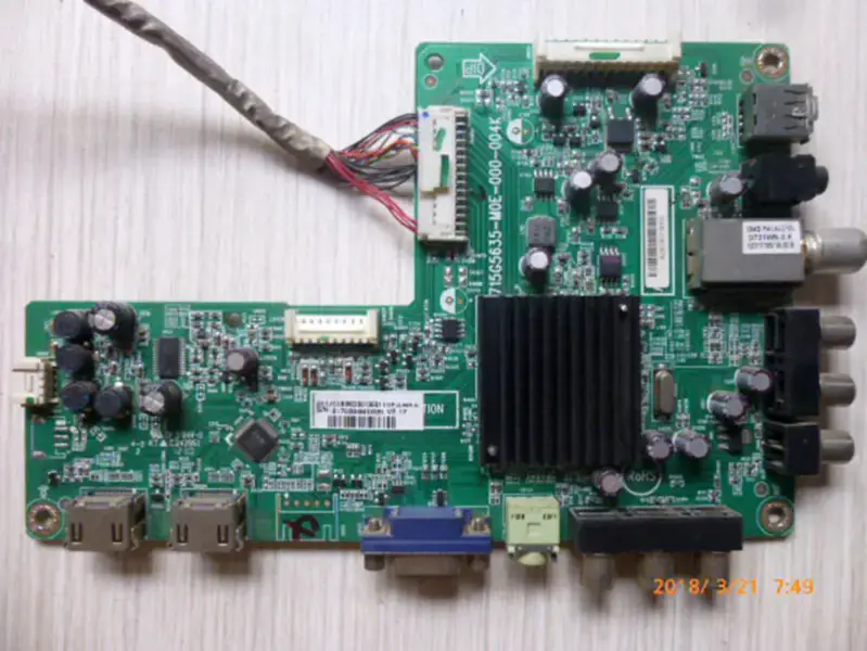 Carte Skyworth 32E59RM 715G5635-M0E-000-004K lcd HV320WXC-211