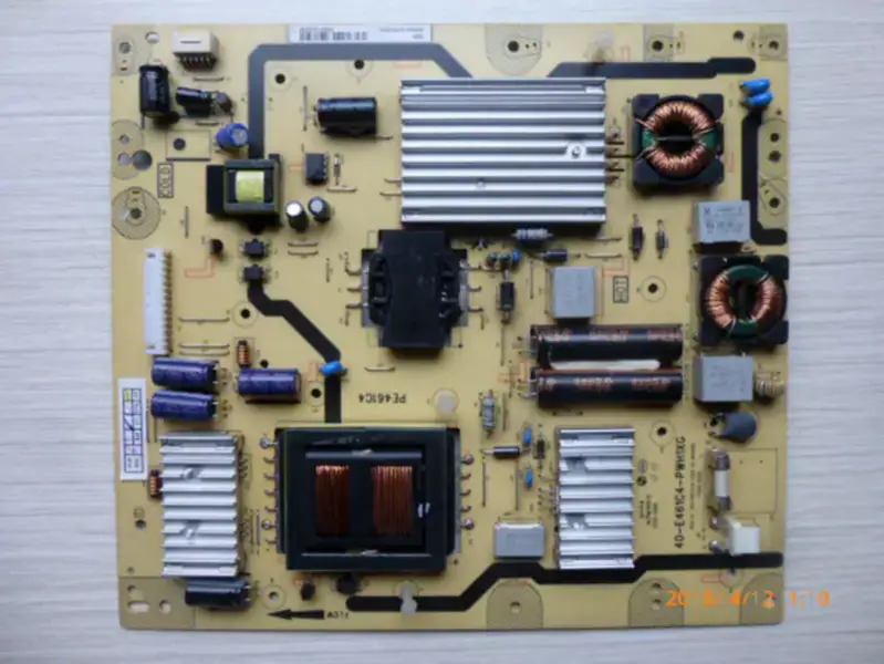 Carte d'alimentation TCL L48F3390A-3D 40-E461C4-PWH1XG