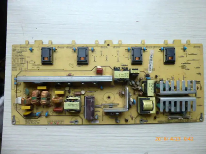 Changhong LT32630X. Placa de alimentación FSP150-3PS02 3BS0247616GP