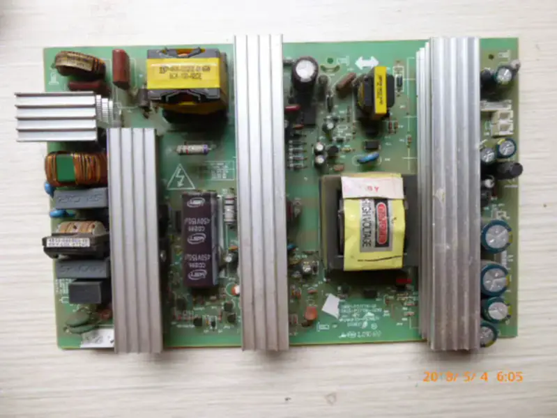 Carte d'alimentation Skyworth 37L01HM 168P-P37TTK-01 5800-P37T0k-0010