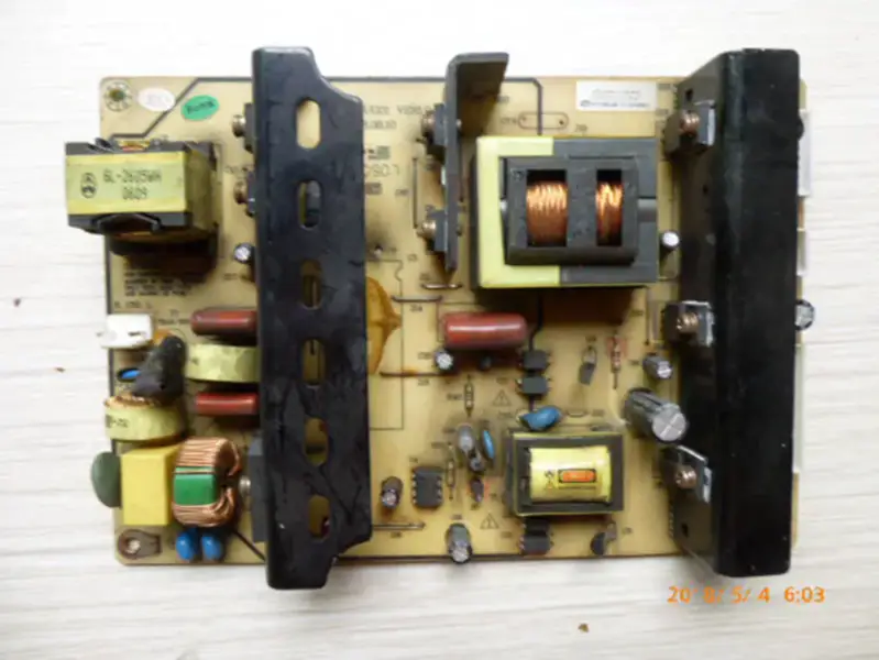 ROWA LCD32P08 LCD32P02 carte d'alimentation VP228UG01 VER1.0