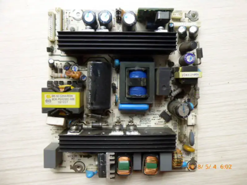Carte d'alimentation Hisense TLM32V78K RSAG7.820.1666/ROH HLP-2637WA