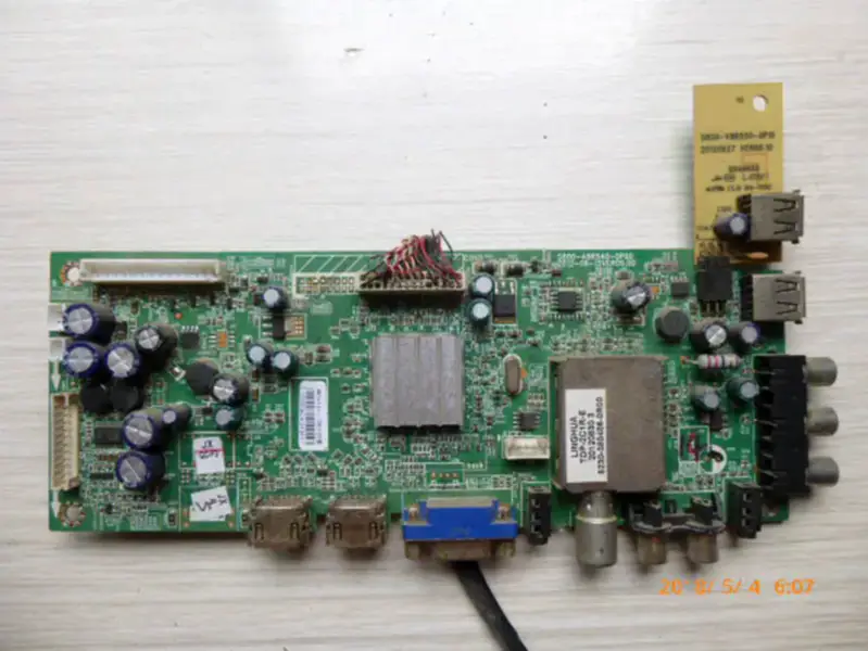 Skyworth 32E500E 32 inch with Board LCD board