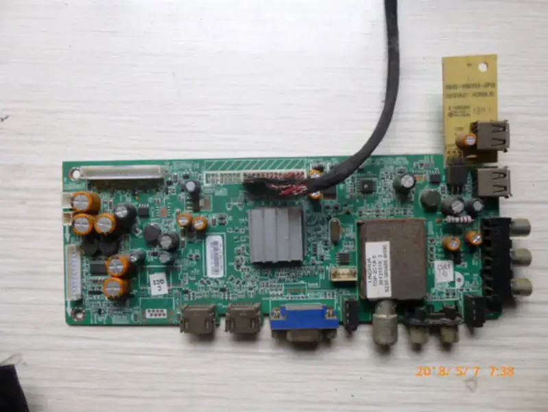 Carte de pilote de carte Skyworth 32E500E de 32 pouces, carte LCD