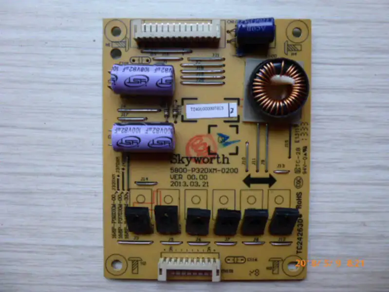 Skyworth 42E500E INVERTER Board 5800-P32DXM-0200 168P-P42DXM-30