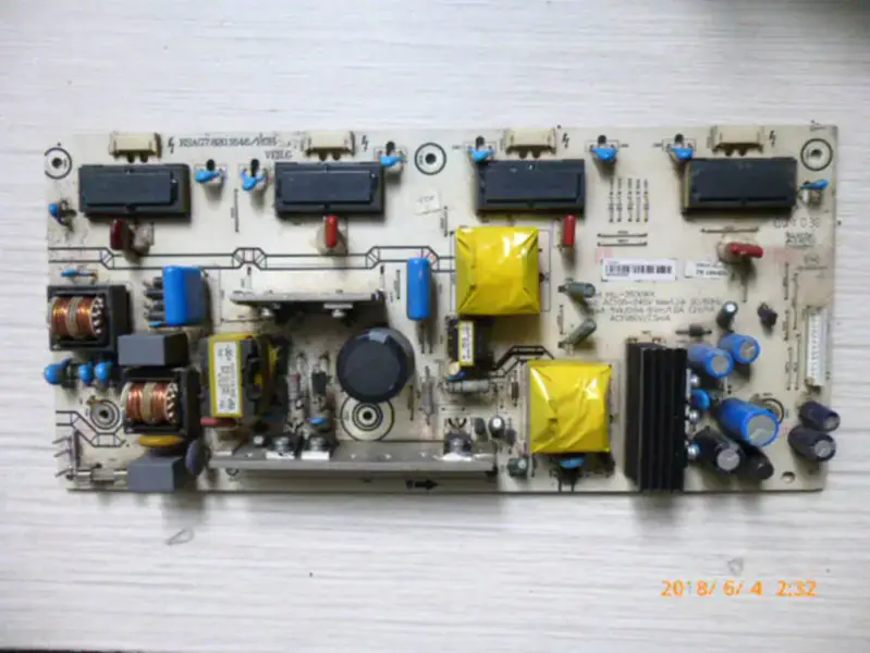 Carte LCD Hisense TLM26V68 TLM26E58 RSAG7.820.1646/ROH