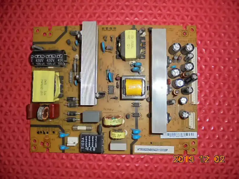Changhong LED42A4048 carte 42 pouces