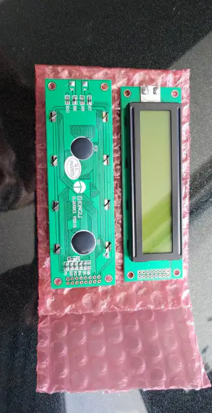 Carte LCD MG2406F-SBLW