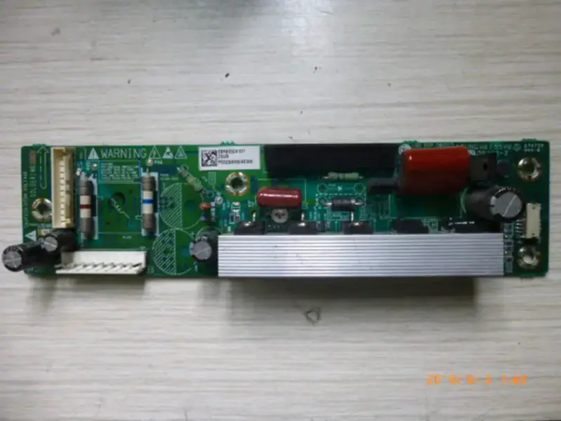 Changhong PT32618 carte Z 32 pouces