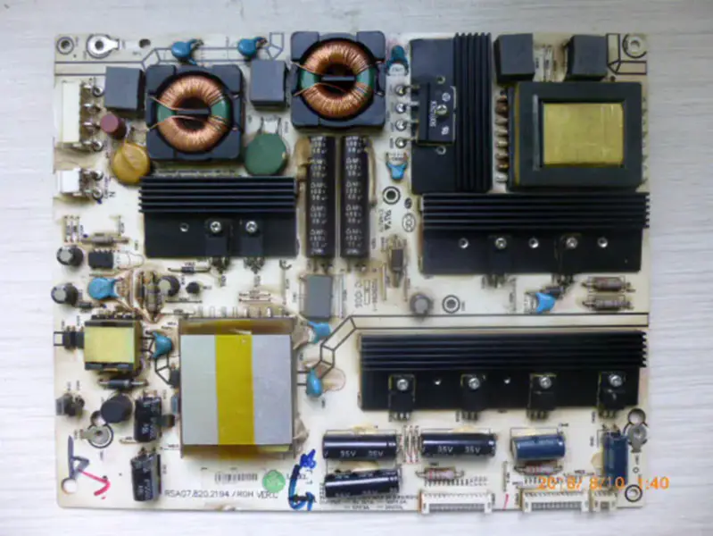 Carte d'alimentation Hisense LED40K11P RSAG7.820.2194/ROH VER.C