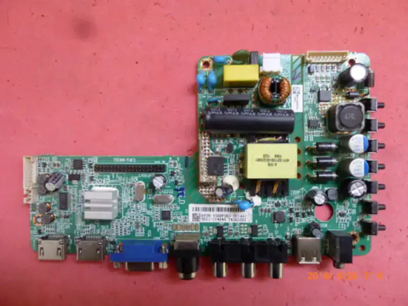 Philips 32PHF3050/T3 Carte 4723-SU69T4-A1233K01 LCD K320WD8