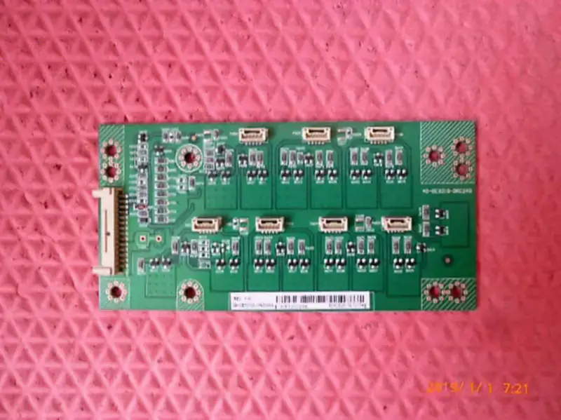 TCL L32F3310B 32 inch board