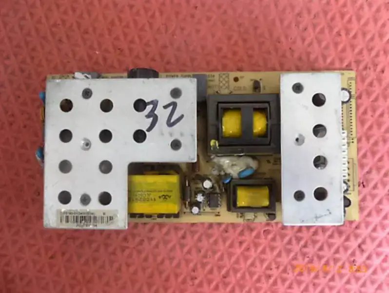 Carte d'alimentation KONKA LC32GS60B LC32D560C 35012877 KPS180-01 34005534