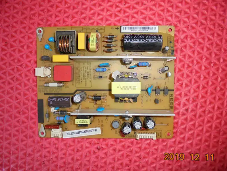 changhong 3D32B3000I Power Supply Board HSS35D-1MF XR7.820.193 V1.3