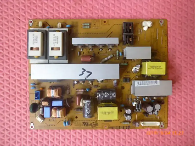 Carte d'alimentation LG 37LH20RC-TA LG P37-09LF EAX55357701/34
