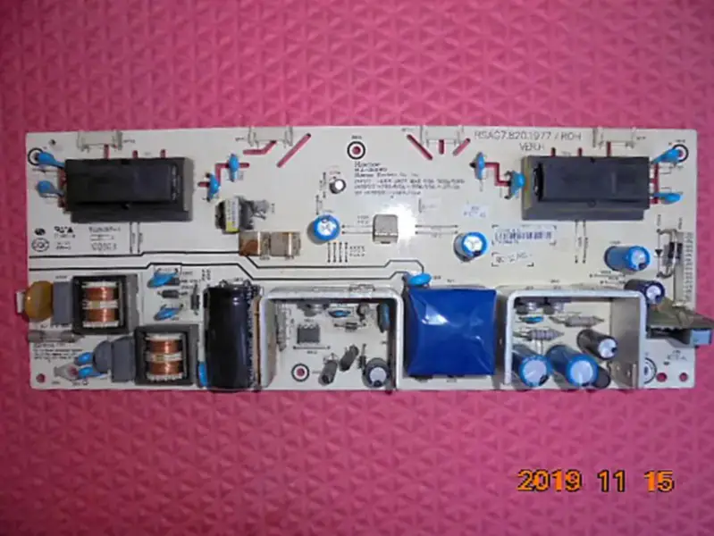 Placa de fuente de alimentación Hisense TLM26V78K RSAG7.820.1977
