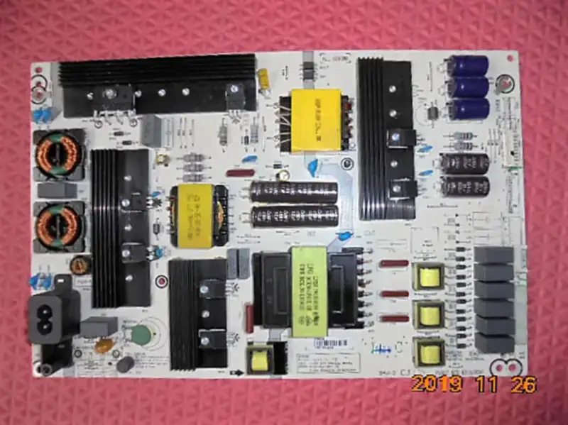 Carte d'alimentation Hisense LED65EC780UC 65M5600UC LED65E7C RSAG7.820.6918
