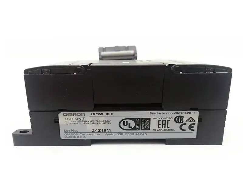 オムロン CP1W-8ER PLC