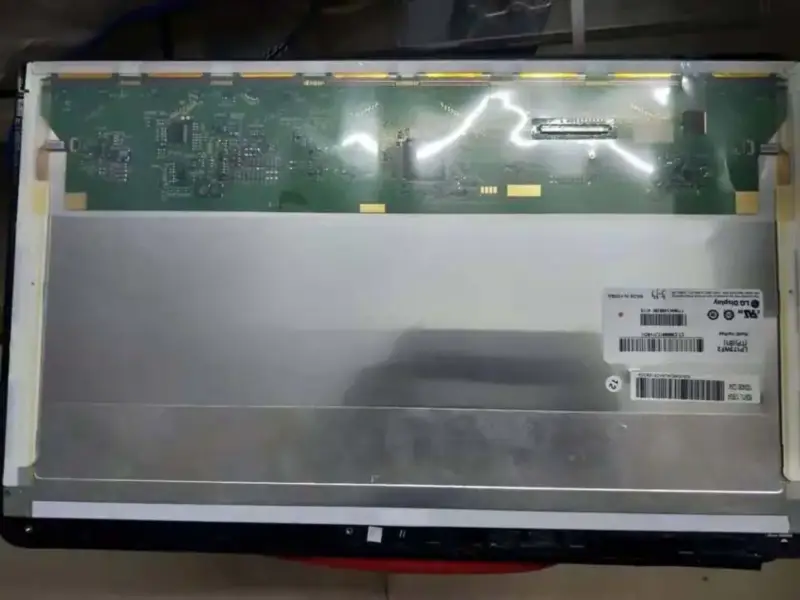 LG Display LP173WF2-TPB1 LCD