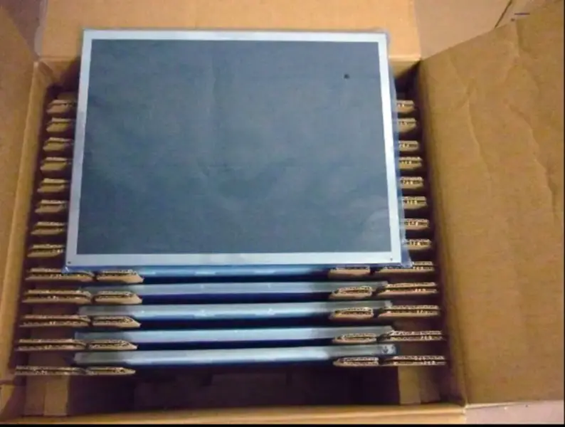 Remplacement du panneau LCD Mitsubishi AA121SM01