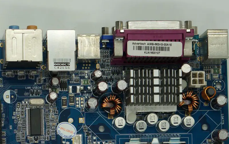 Advantech AIMB-562 AIMB-562VG AIMB-562VG-00A1E Carte mère industrielle