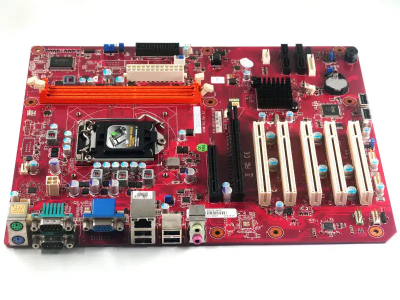 AIMB-701VG-00A1E Advantech Intel ATX motherboard with DVI/VGA