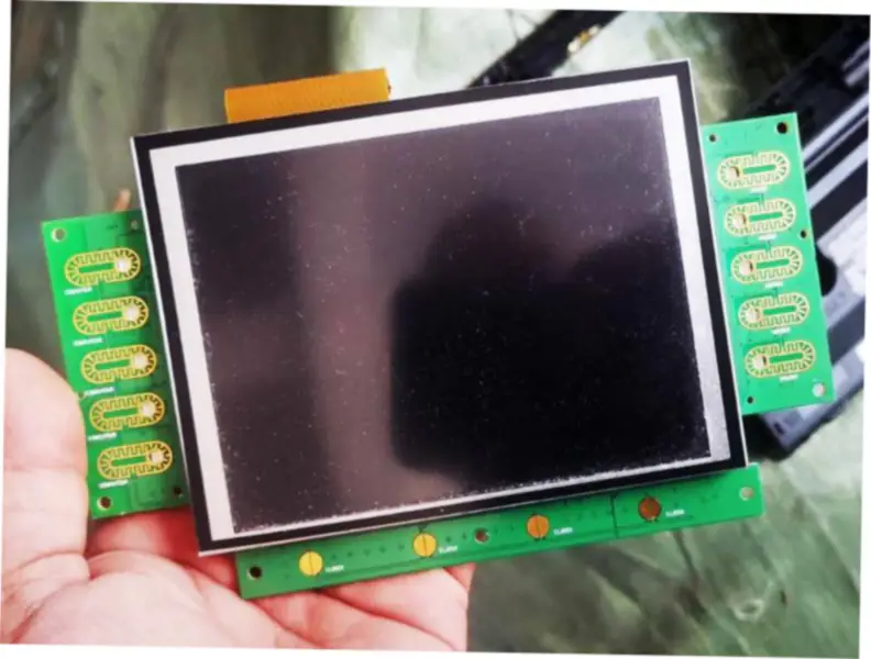 Innolux AT050TN23 V.2 LCD