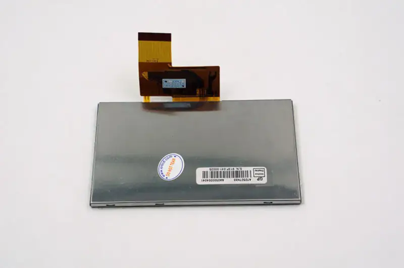 Remplacement du panneau LCD AT050TN33 V.1 Innolux