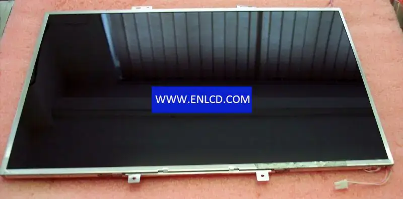 Remplacement du panneau LCD B154EW01 V9 AUO