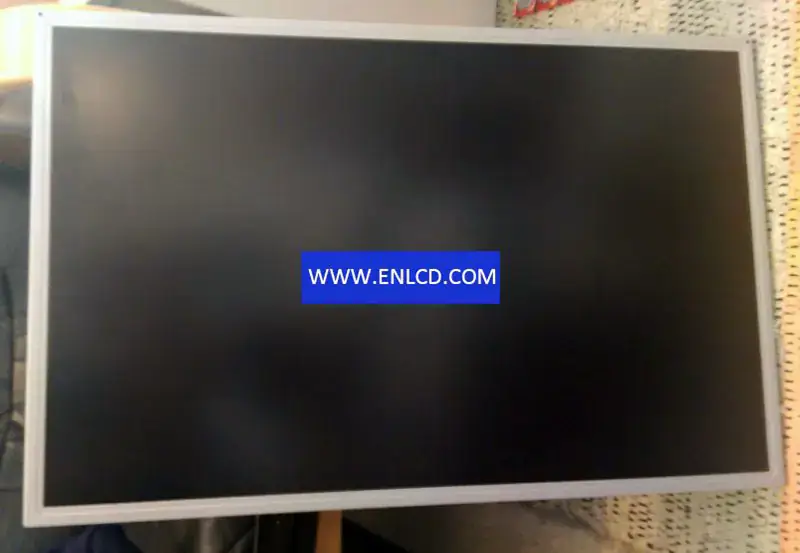 Remplacement du panneau LCD M240UP01 V0 AUO