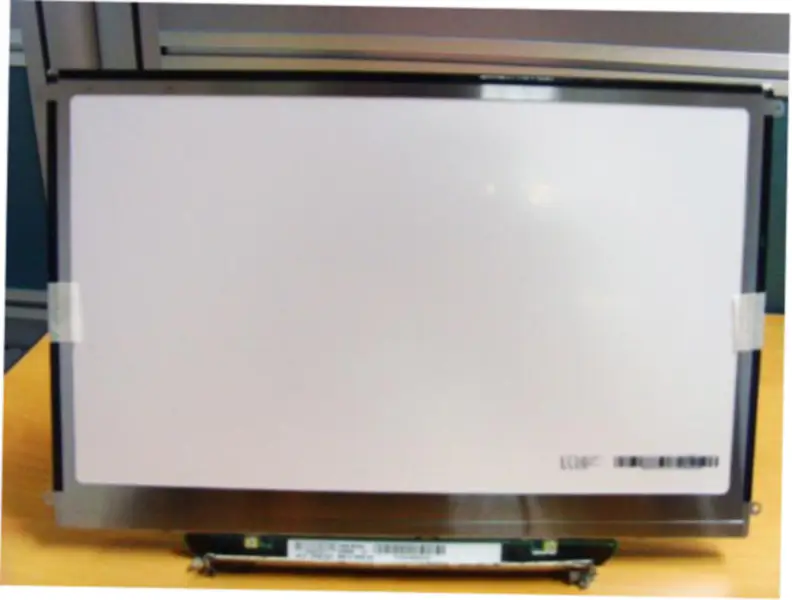 AUO B133EW04 V0 LCD