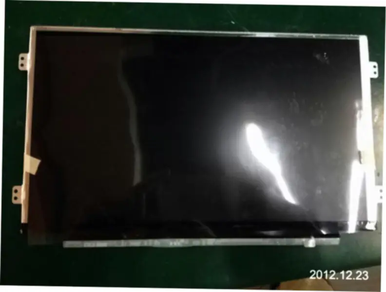 Innolux BT101IW04 V.0 LCD