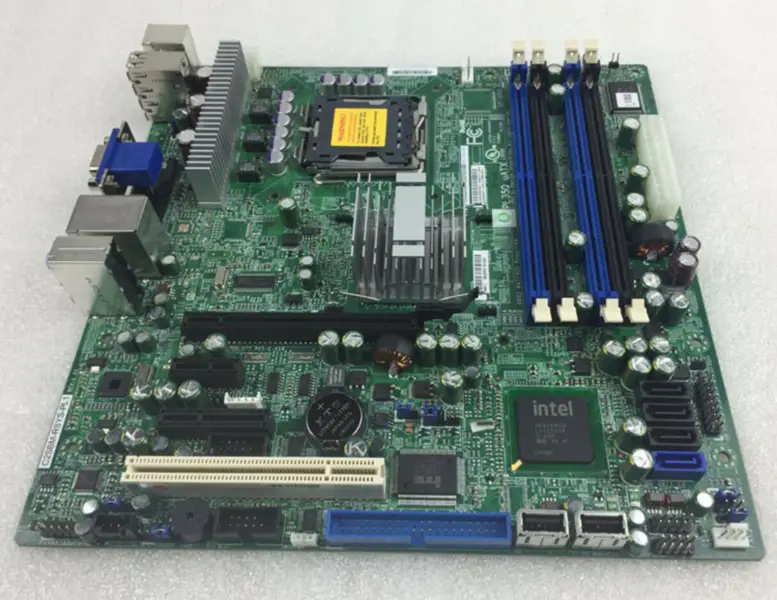 Carte mère pour équipement industriel SuperMicro PL35Q C2SBM-RSYS-PL1 REV:1.21