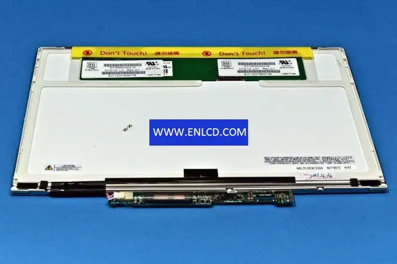 Remplacement du panneau LCD Innolux N121I3-L03 pour ordinateur portable