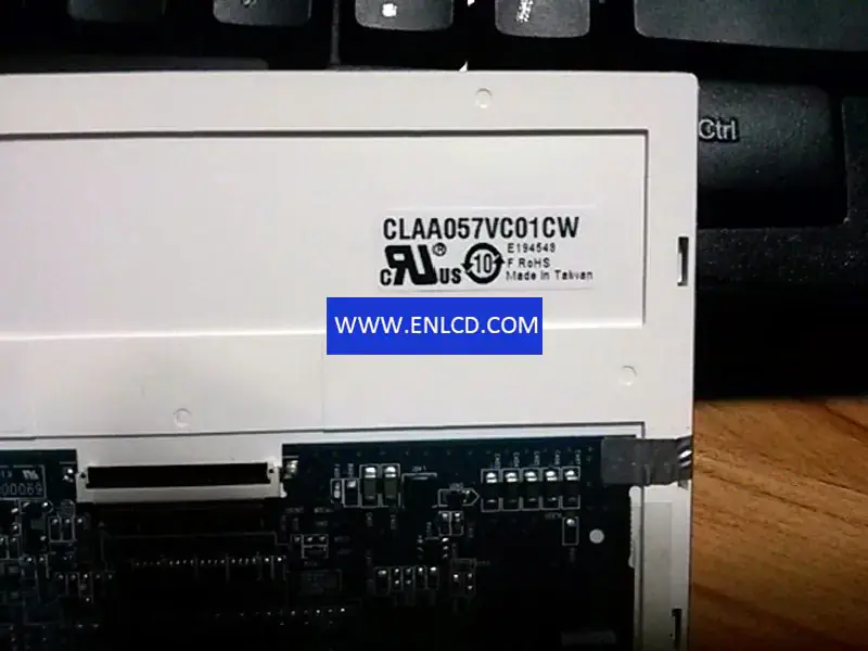 CLAA057VC01CW CPT LCD panelinin değiştirilmesi