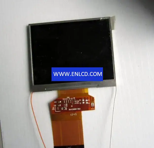 ChiHsin LQ035LC111 LCD