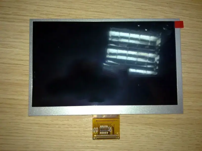 Remplacement du panneau LCD AT070TNA2 Innolux