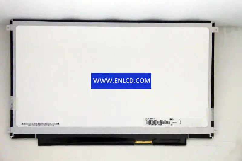 Remplacement du panneau LCD Innolux N133BGE-LB1 pour ordinateur portable