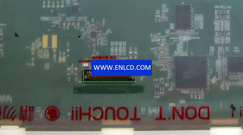 Remplacement du panneau LCD Innolux N156B6-L3D pour écran tactile