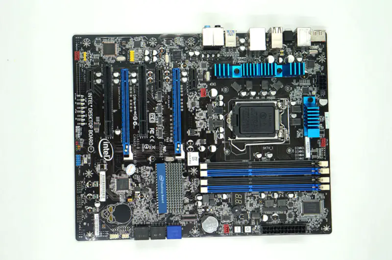 Carte mère industrielle Intel DP67BG LGA 1155 DDR3