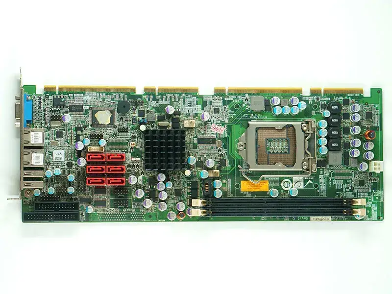Carte mère IEI PCIE-Q57A-R10