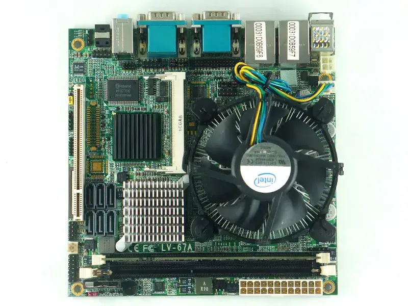 COMMELL LV-67A Carte mère