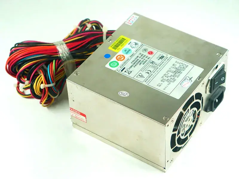 ZIPPY HG2-6350P Alimentation