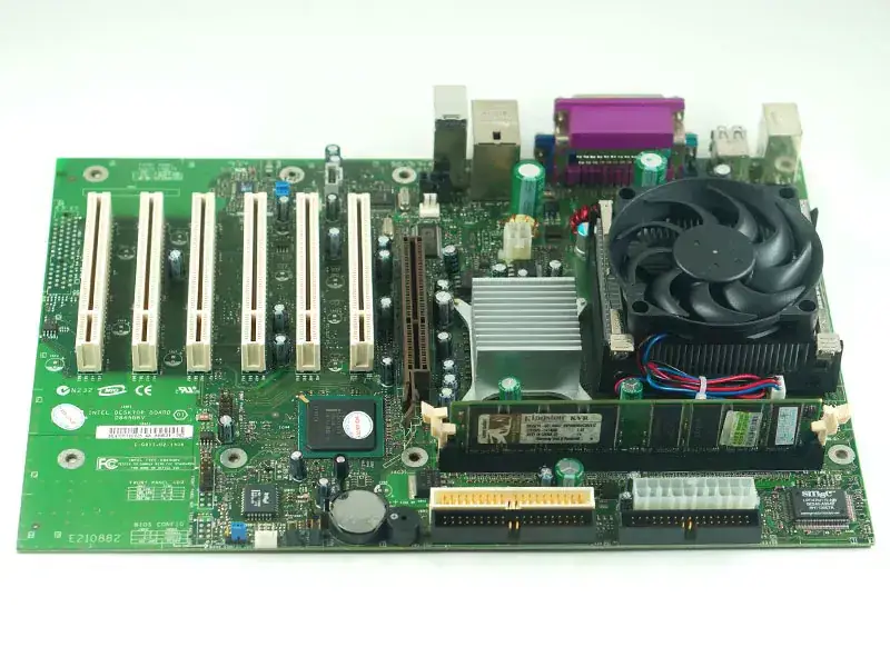 Carte mère Intel D845GEBV2 / D845PESV